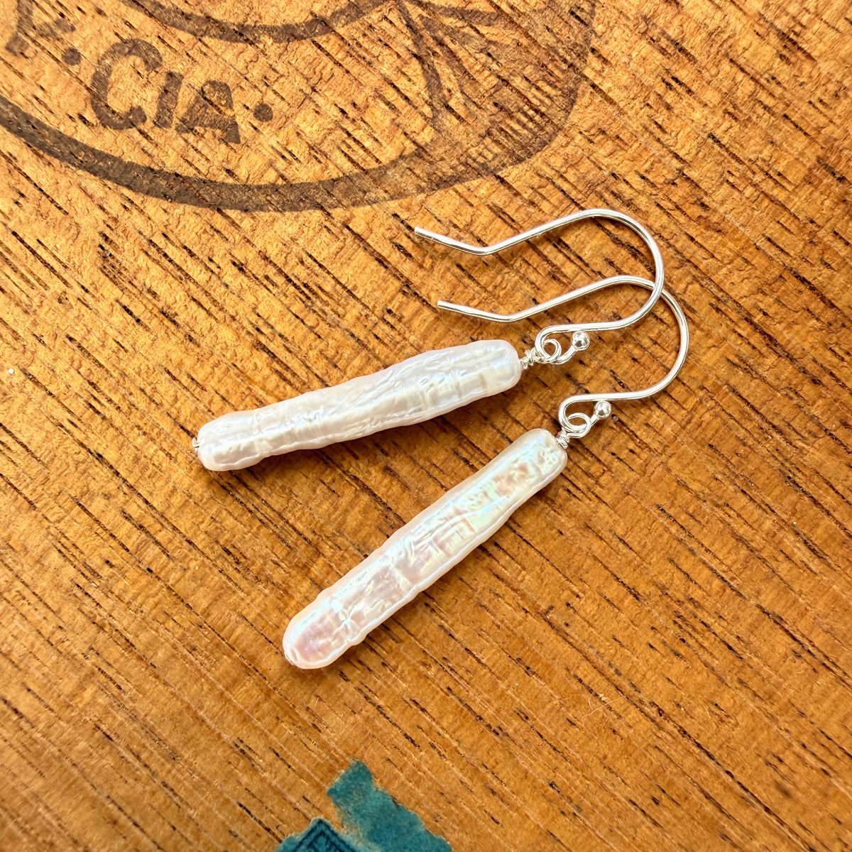 Stick Pearl Drop Earring