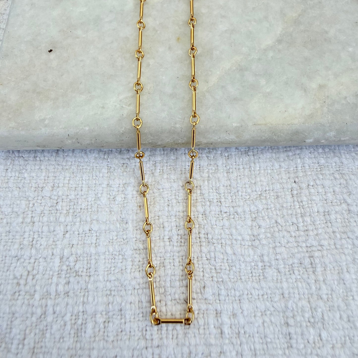 Gold Filled Curved Bar Chain Necklace