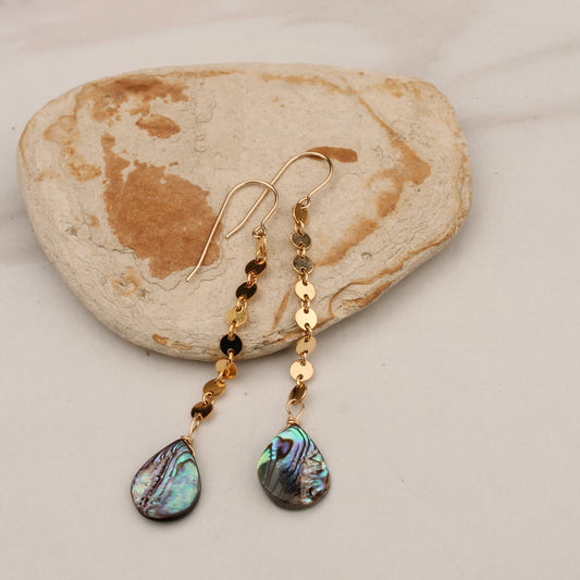 Lágrima de Concha de Abulón con Cadena de Lentejas