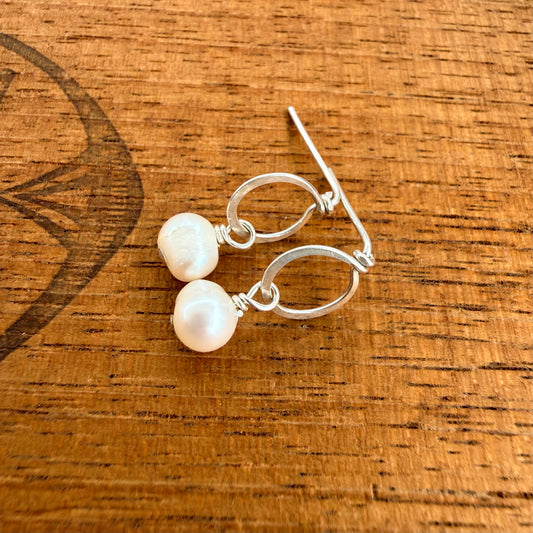 Sterling Silver Hammered Ring Post Earrings with Pearl Drops
