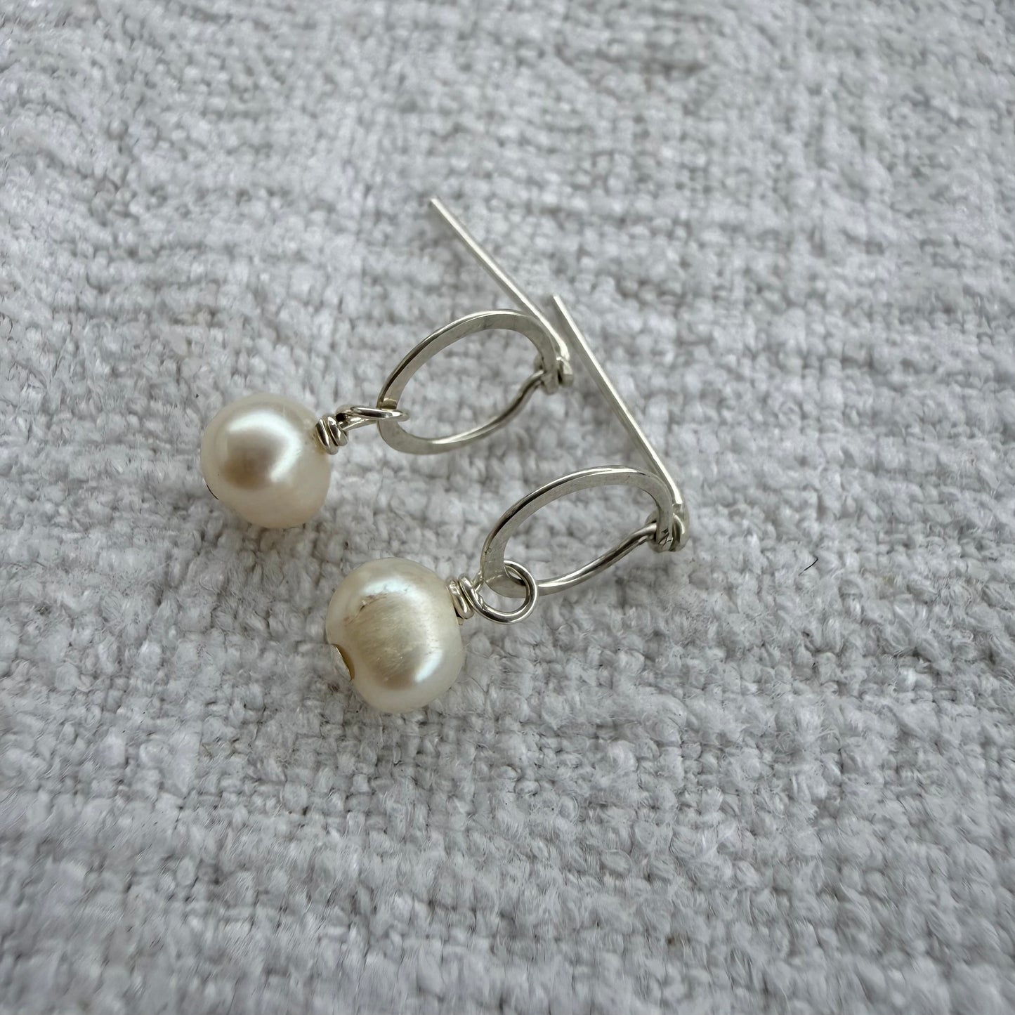 Sterling Silver Hammered Ring Post Earrings with Pearl Drops