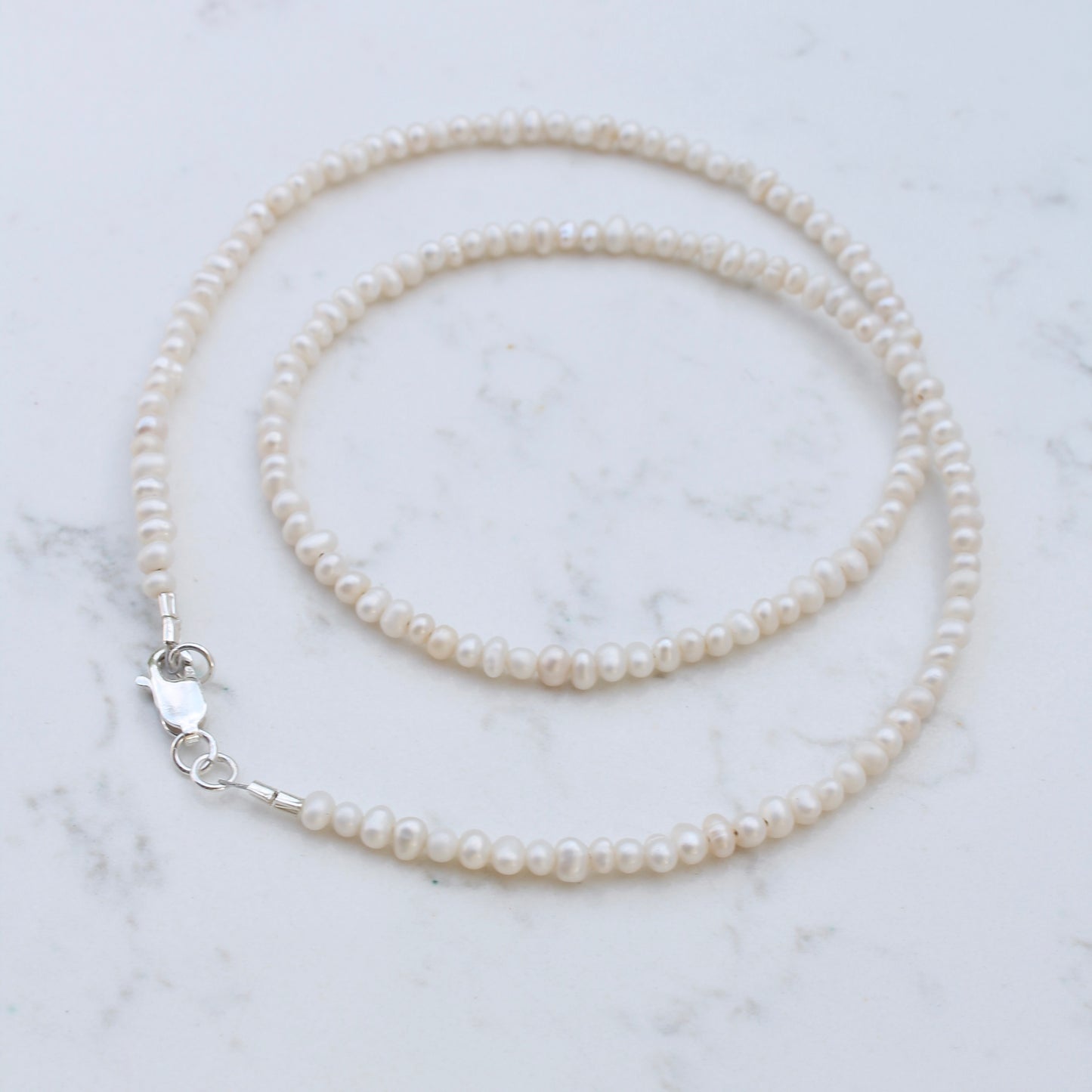 Tiny Pearl Choker necklace Silver