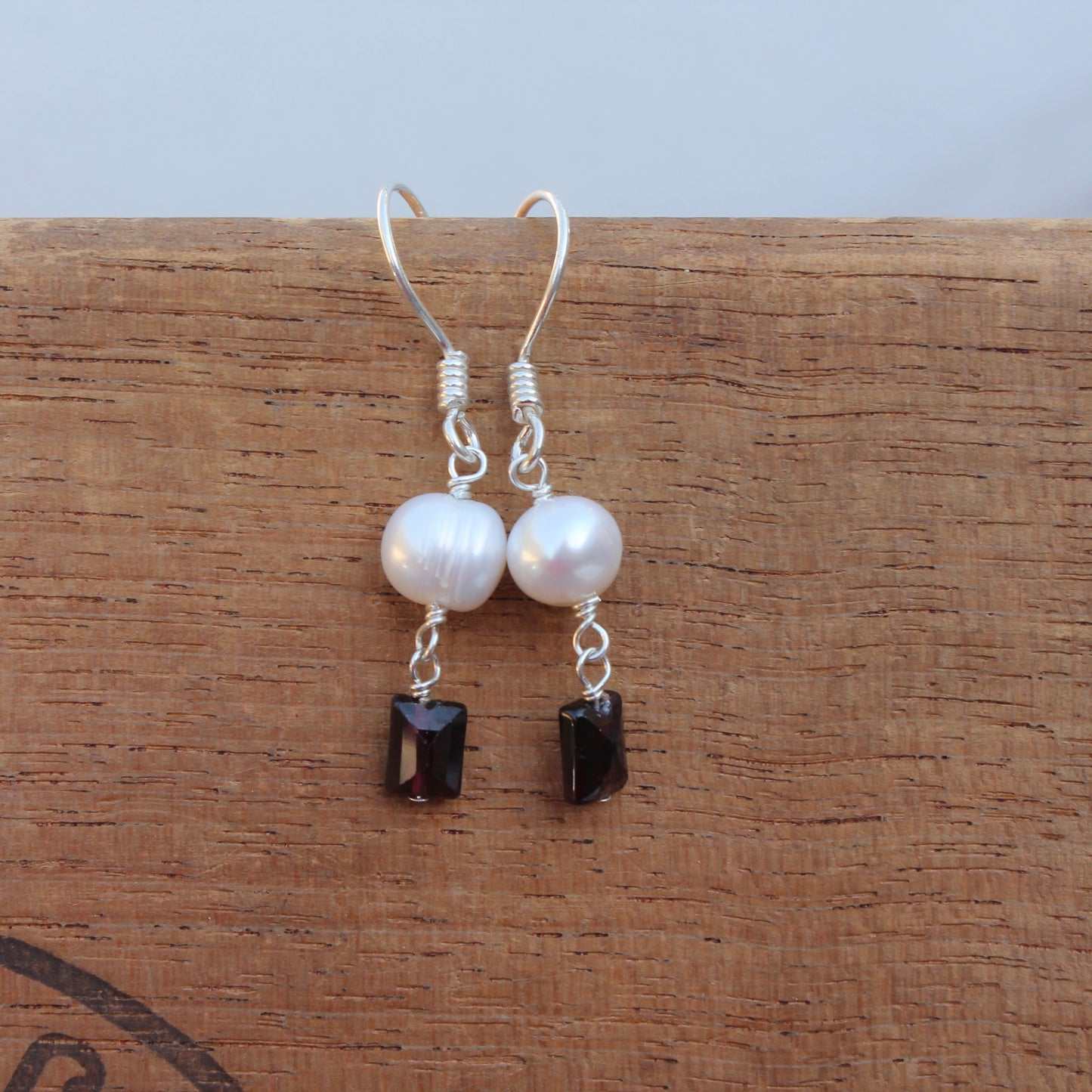 White FW Pearl Dangle with Faceted Garnet Rectangle