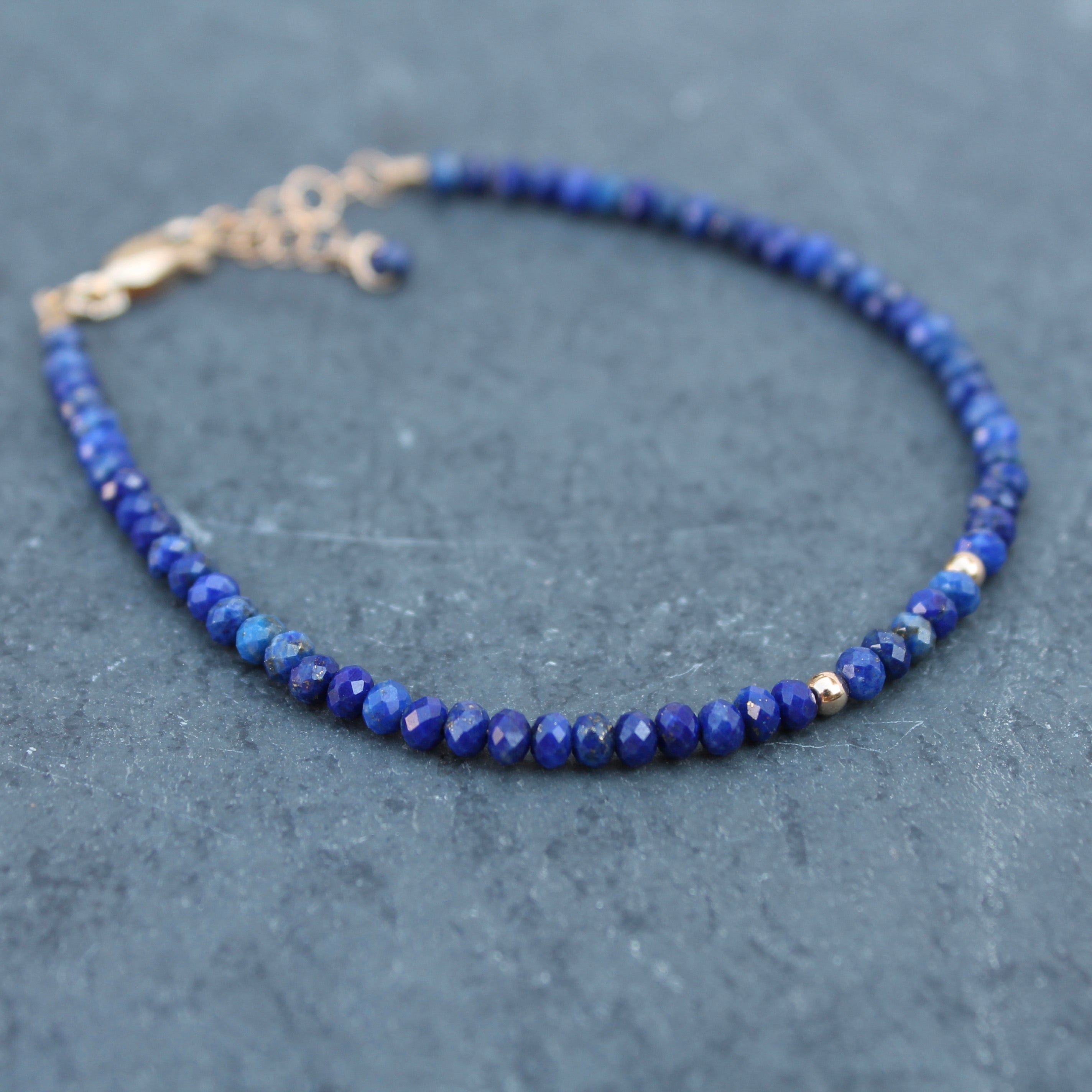Silver Bracelet with Lapis lazuli stone 10 carrot